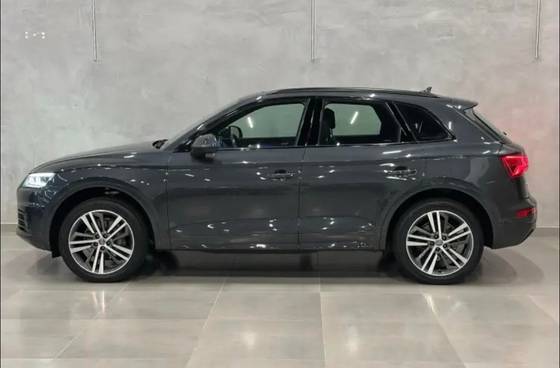 AUDI Q5 2.0 TFSI GASOLINA AMBITION S TRONIC AUDI Q5 2.0 TFSI GASOLINA AMBITION S TRONIC